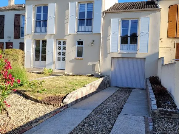 A vendre maison 5 pièces 97m2 340000