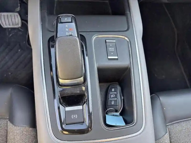 Citroën C5 Aircross hybride rechargeable 225 s&amp;s e-eat8 c-series — photo 24