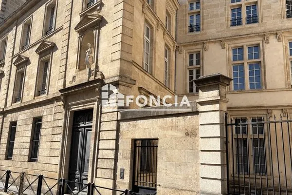 Appartement 4 pièces 104 m²