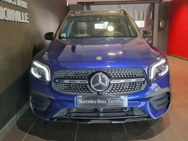 Mercedes Glb 200 d amg line — photo 4