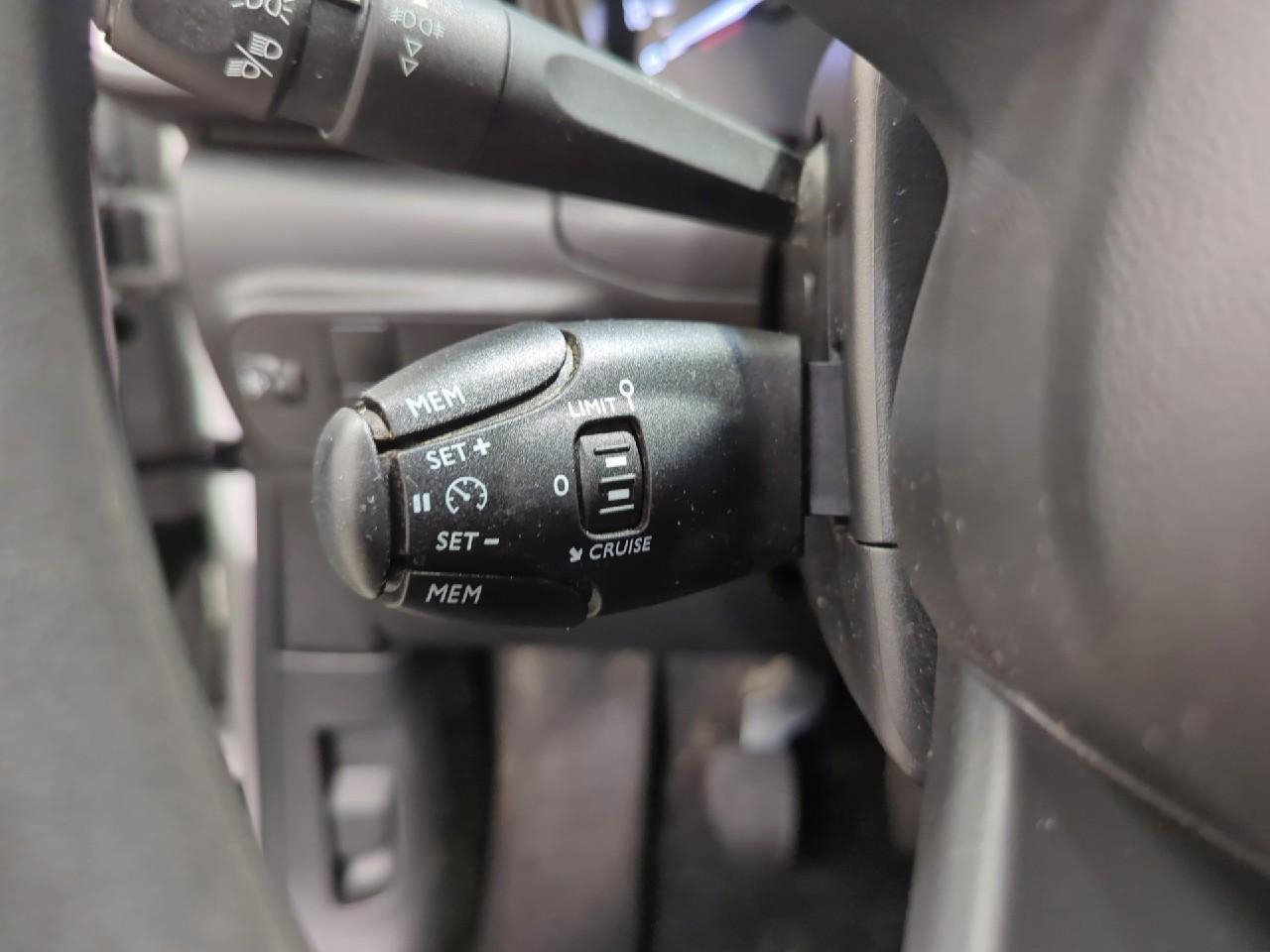 Citroën C3 societe bluehdi 100 s&s bvm6 feel nav — photo 22
