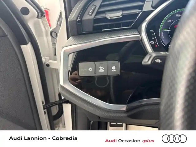 Audi Q3 sportback 45 tfsi e 245ch s line s tronic 6 — photo 15
