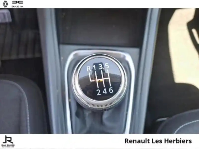 Renault Captur 1.0 tce 90ch evolution — photo 6