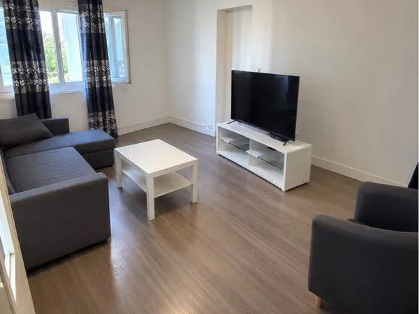 Logement à louer - 900 /mois - Prix négociable