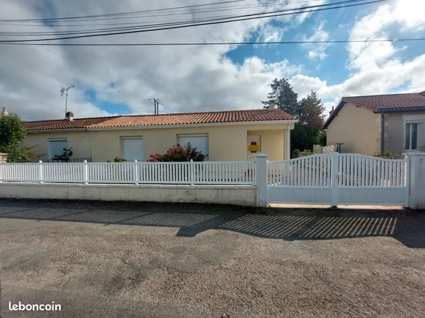 Maison Linars 16730
