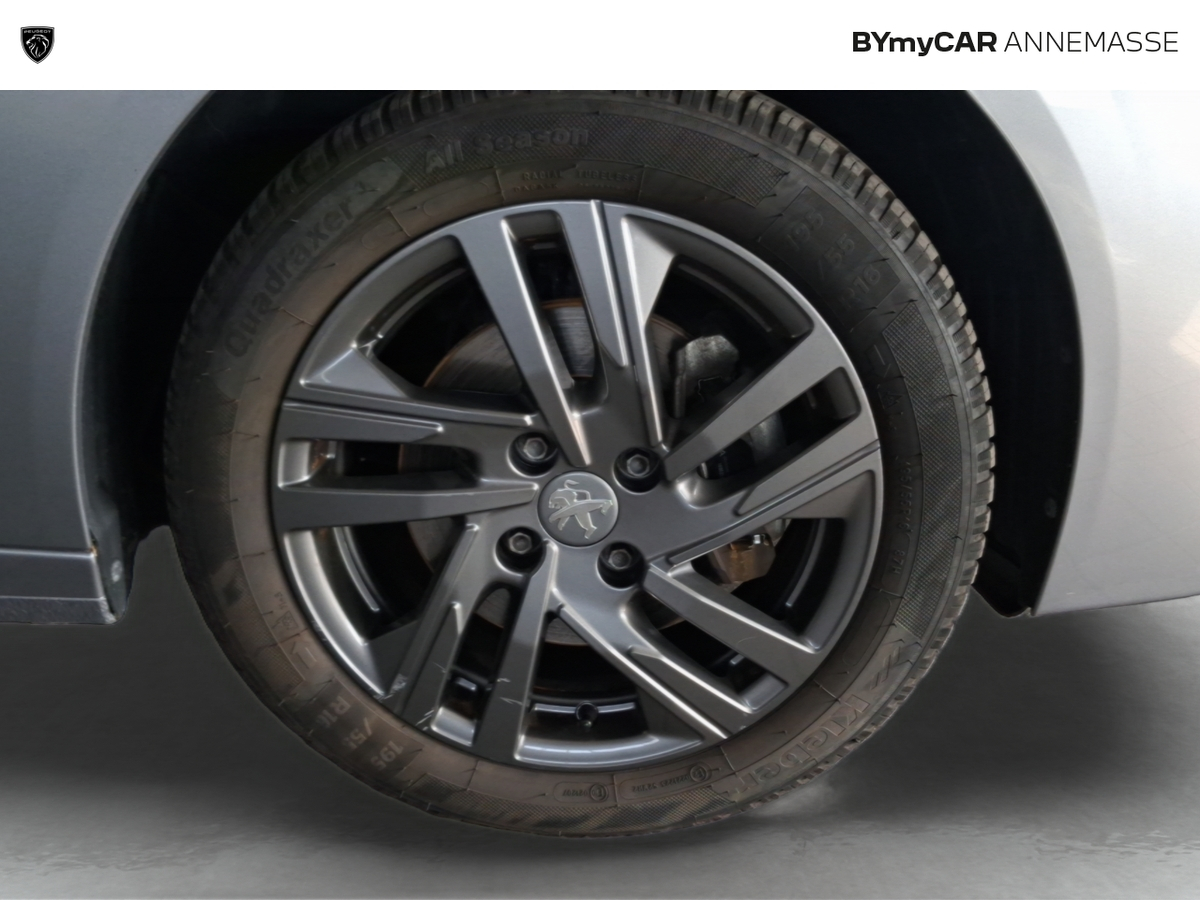 Peugeot 208 PureTech 100 S&amp;S EAT8 — photo 17