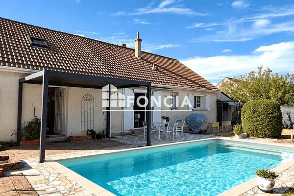 Maison 7 pièces 151 m²