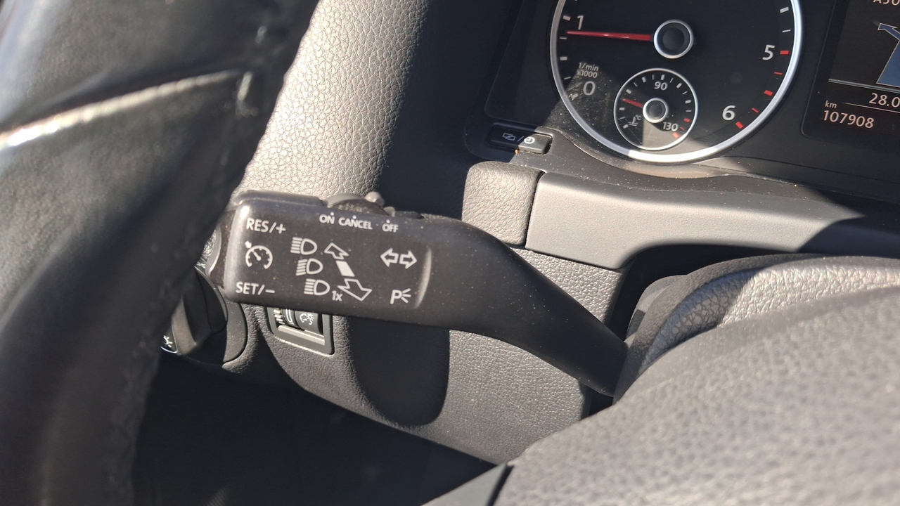 Volkswagen Tiguan 2.0 TDI 140 FAP BlueMotion Technology — photo 33