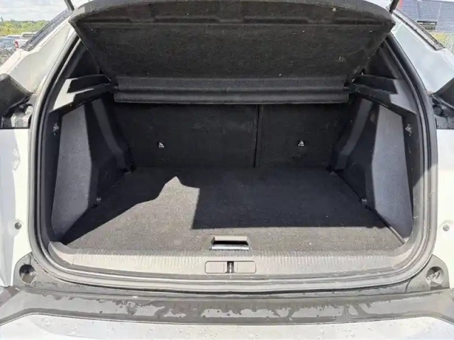 Peugeot 2008 puretech 130 s&amp;s eat8 — photo 6
