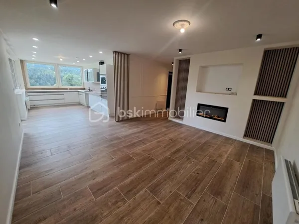 LOFT D'EXCEPTION À MORBIER  ENTRE NATURE, MODERNITÉ & FRONTIÈRE SUISSE