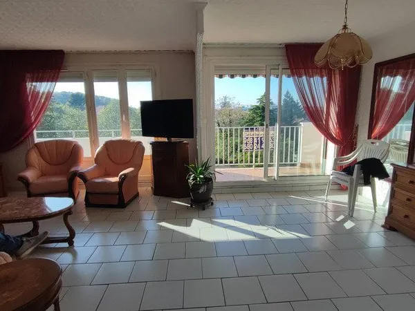 Appartement à vendre 3 pièces MEYZIEU (69)