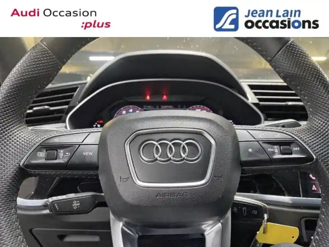 Audi Q3 sportback 35 tfsi 150 ch — photo 12