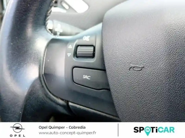 Peugeot 208 1.2 puretech 110ch e6.c allure s&amp;s — photo 10