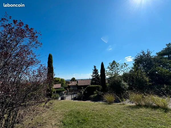 Vente terrain à construire - Centre du village - Chassagny / Beauvallon