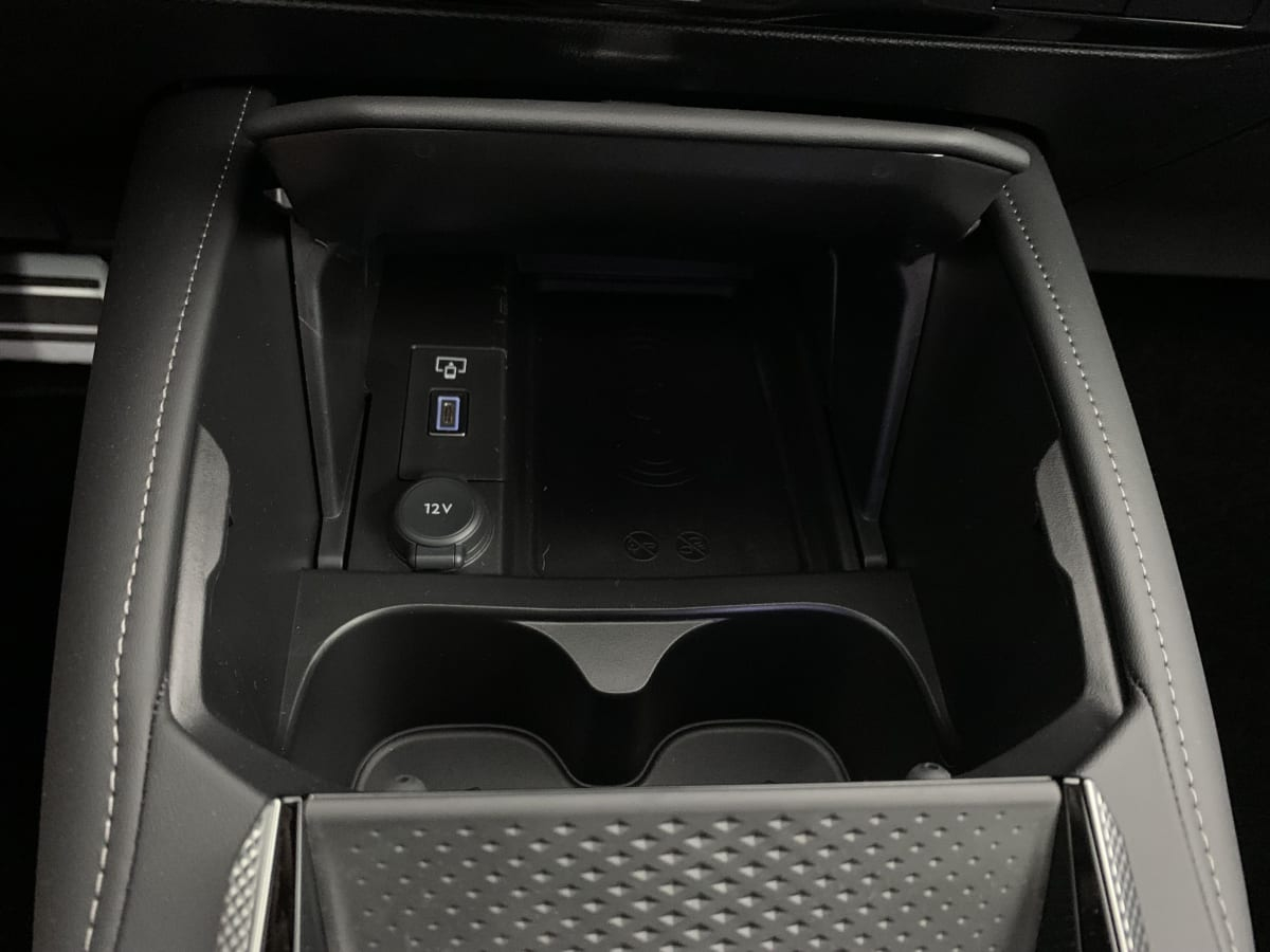 DS N 4 — photo 17