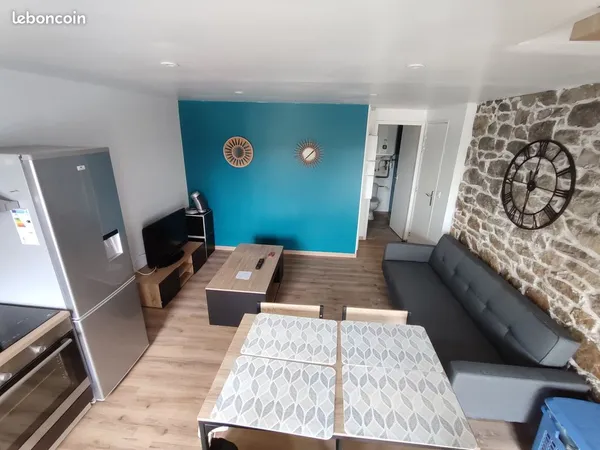 Duplex moderne entièrement rénové