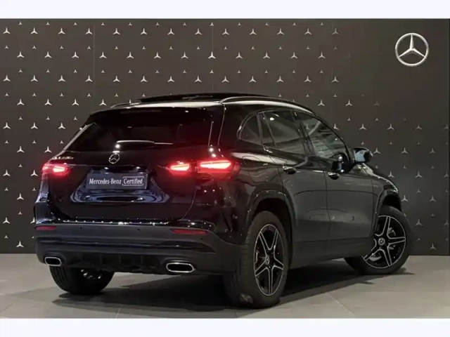 Mercedes Gla 250 e hybrid eq amg line — photo 7