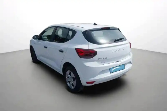 Dacia Sandero eco-g 100 — photo 4