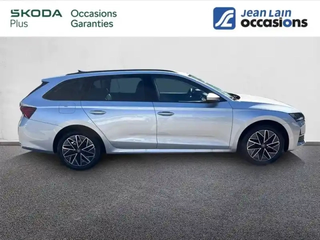 Skoda Octavia combi 1.5 tsi hybrid 150 ch act dsg7 — photo 4