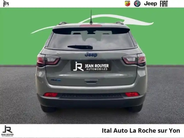 Jeep Compass 1.3 turbo t4 240ch phev 4xe upland at6 eawd — photo 6