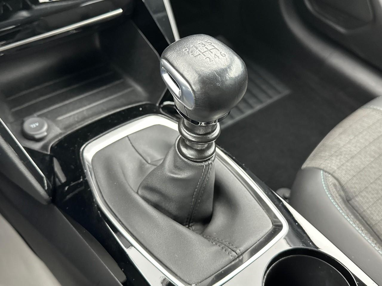 Peugeot 208 bluehdi 100 s&s bvm6 allure — photo 29