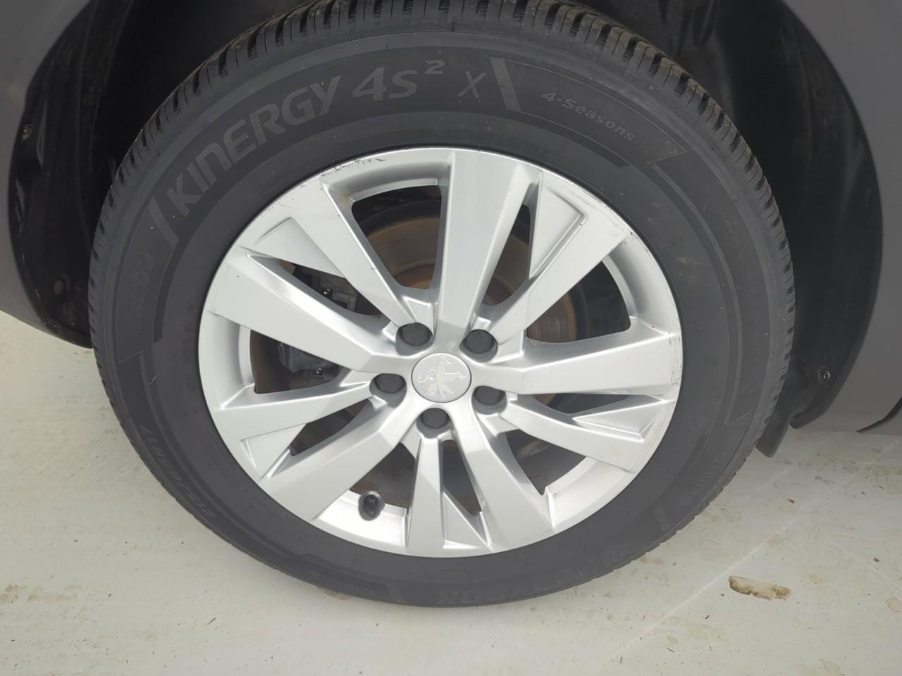 Peugeot 3008 puretech 130ch s&s bvm6 active pack — photo 11