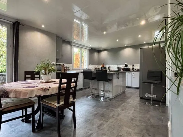 Maison 3 pièces 85 m²