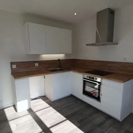 Maison entièrement rénovée de 70 m² avec jardin