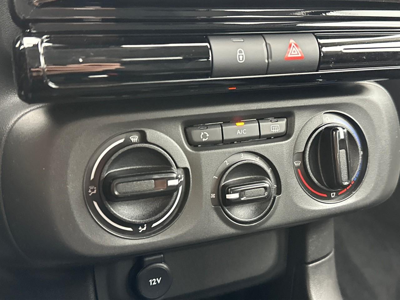 Citroën C3 puretech 83 ch bvm5 you — photo 23