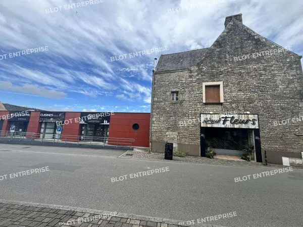 Invest ensemble commercial proche Redon
