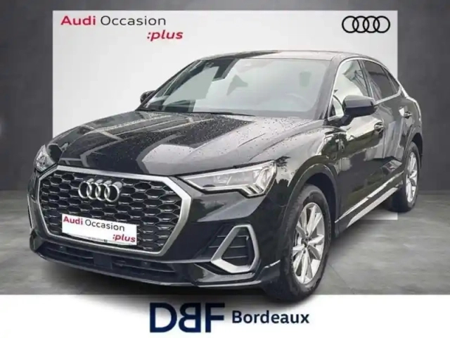 Audi Q3 45 tfsie 245 ch s tronic 6 s line