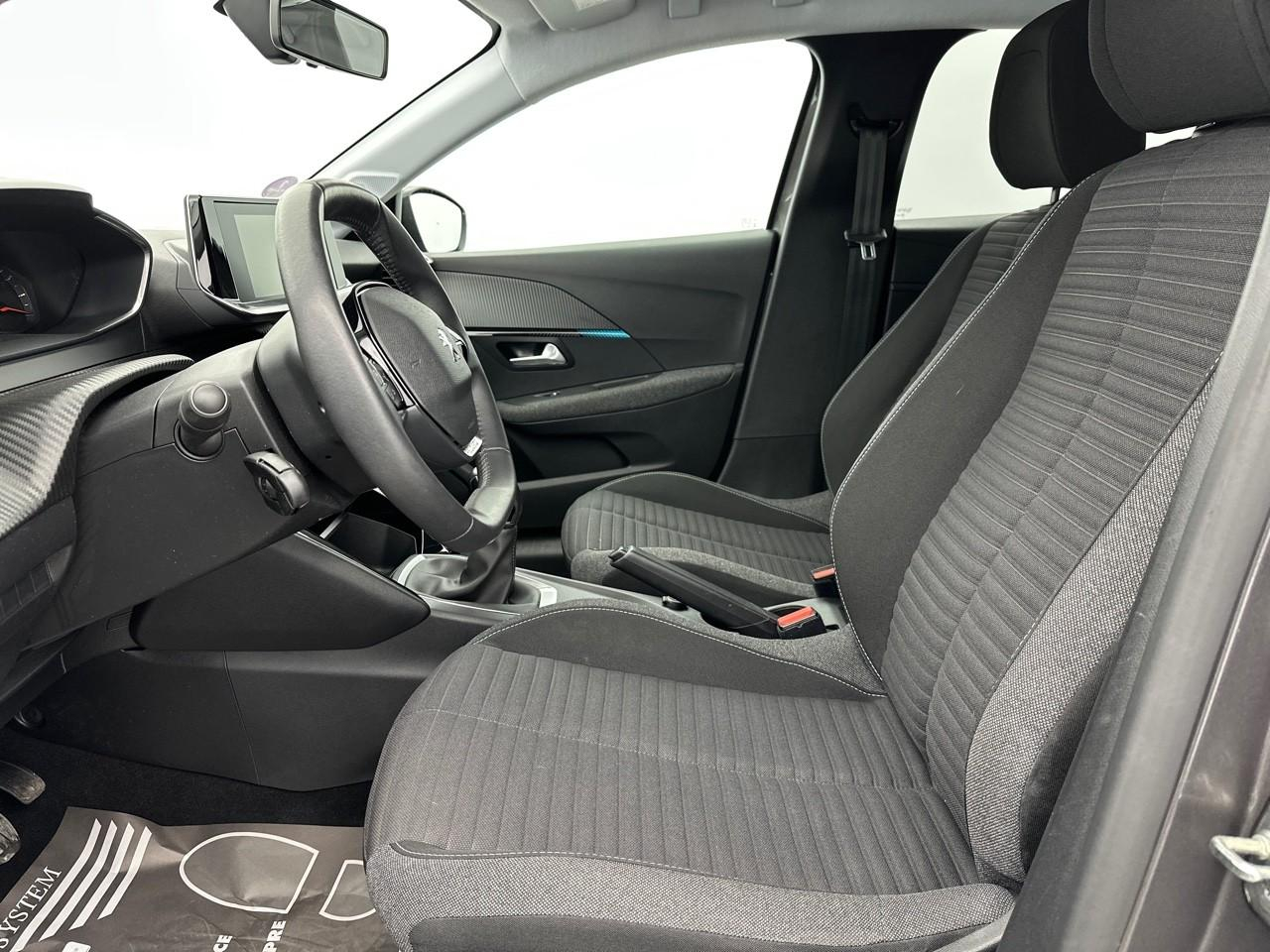 Peugeot 208 puretech 75 s&s bvm5 style — photo 9