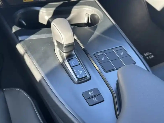 Lexus Ux 300h 2wd f sport design my26 hybride — photo 23