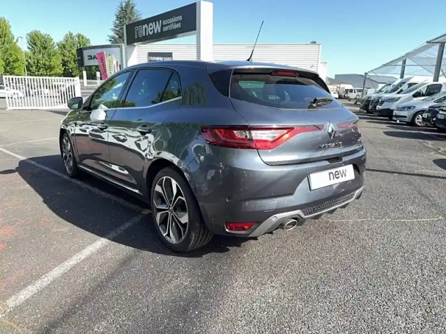 Renault Megane mégane iv berline tce 140 fap — photo 3