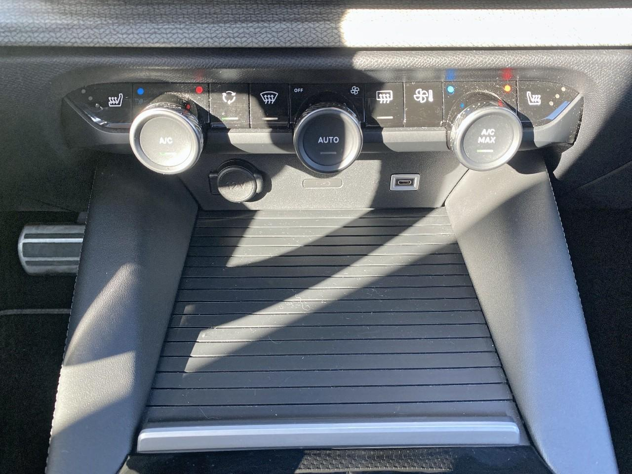 Citroën C5 X hybride rechargeable 225ch shine pack eeat8 — photo 19