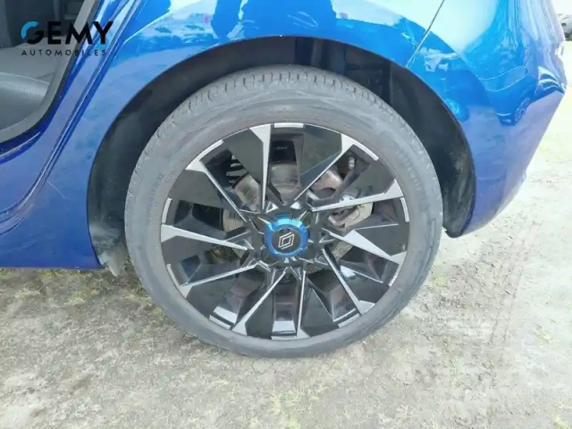 Renault Clio tce 90 — photo 11