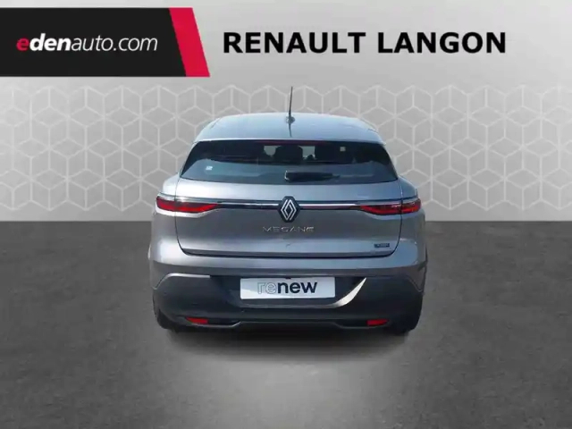 Renault Megane e-tech ev60 130ch super charge — photo 13