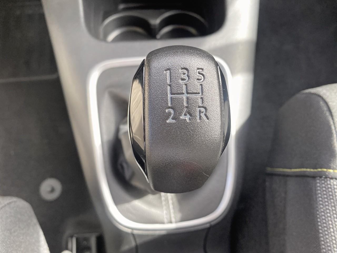 Citroën C3 1.2 puretech 83ch s&s shine — photo 25