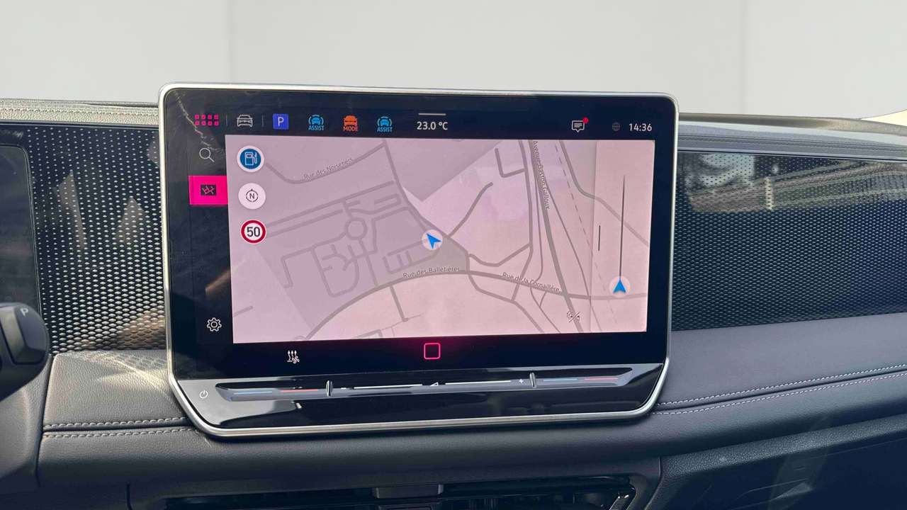 Volkswagen Tiguan 1.5 eHybrid 204ch DSG6 — photo 12