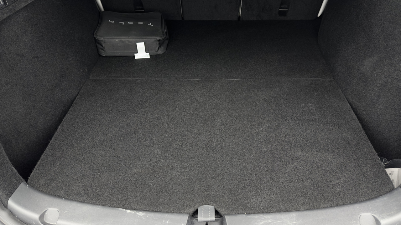 Tesla MODEL Y Grande Autonomie LONG RANGE RWD — photo 33