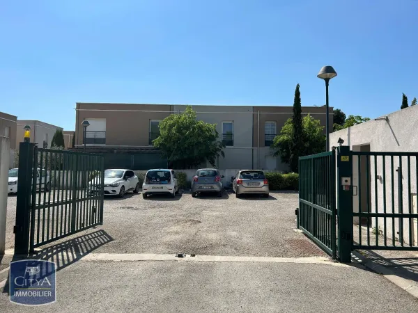 Stationnement Location Salon-de-Provence   50€