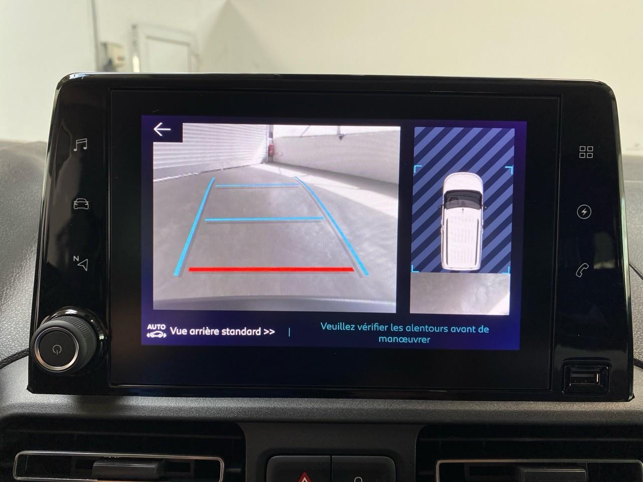 Citroën Berlingo m moteur electrique 136ch (100 kw) shine automatiq — photo 18