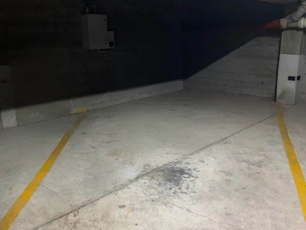 Loue parking