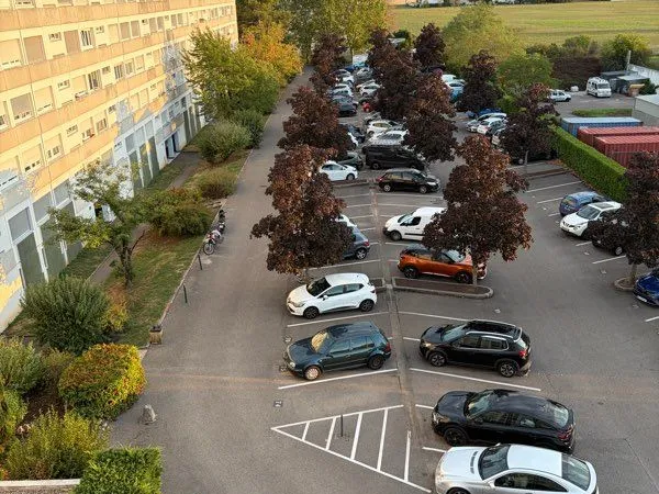 À vendre T3 lumineux et chaleureux, idéalement situé
