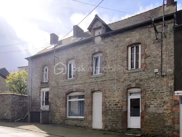 Maison 8 pièces 218 m²