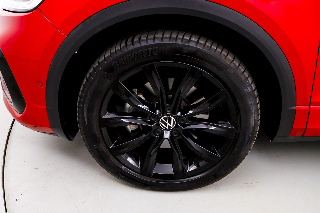 Volkswagen T-Roc — photo 10