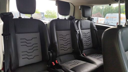Ford Tourneo Custom 290 L1H1 2.0 TDCi 170ch - Sport – 2017 – 140597 km – Diesel – Boîte Automatique — photo 10