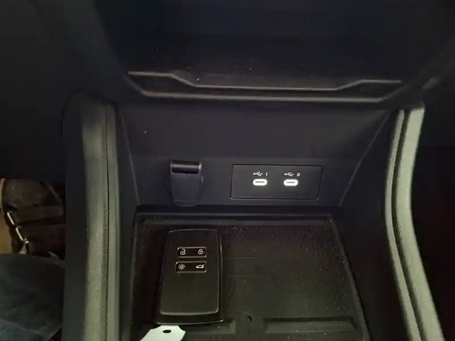 Renault Captur tce 90 ch — photo 8