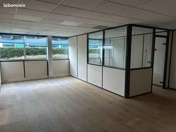 Bureaux 346 m²