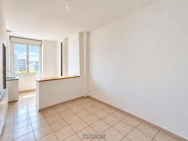 Studio 1 pièce 20 m²